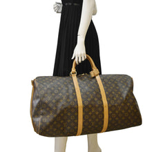 Load image into Gallery viewer, LOUIS VUITTON Keepall 60 Bandouliere Monogram Canvas Travel Bag Brown
