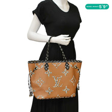 Load image into Gallery viewer, LOUIS VUITTON Neverfull MM Monogram Jungle Shoulder Bag Orange
