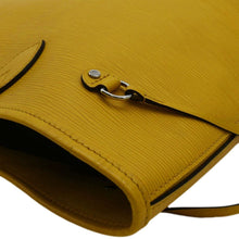 Load image into Gallery viewer, LOUIS VUITTON Neverfull MM Epi Leather Shoulder Bag Yellow
