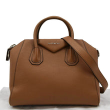 Load image into Gallery viewer, GIVENCHY Antigona Small Leather Satchel Shoulder front look
