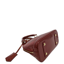 Load image into Gallery viewer, LOUIS VUITTON Rayures Alma BB Vernis Leather Satchel Crossbody Bag Pomme D&#39;Amour
