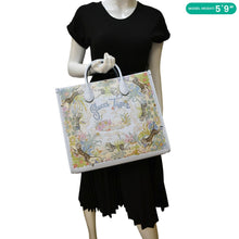 Load image into Gallery viewer, GUCCI Tiger Medium Leather Tote Shoulder dummy look
