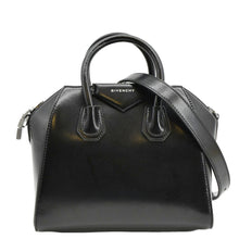 Load image into Gallery viewer, GIVENCHY Antigona Mini Leather Shoulder Bag Black front look
