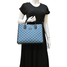 Load image into Gallery viewer, GUCCI Interlocking GG Supreme Canvas Tote Bag Blue dummy look
