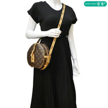 Load image into Gallery viewer, LOUIS VUITTON Boite Chapeau Shoulder Bag Brown dummy look
