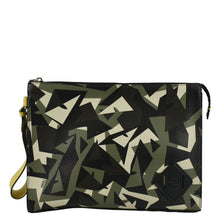 Load image into Gallery viewer, FENDI Leather Clutch Zip Pouch Black
