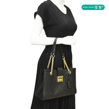 Load image into Gallery viewer, GUCCI Padlock Medium Leather Shoulder Bag Black 479197
