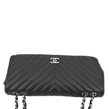 Load image into Gallery viewer, CHANEL Surpique Chevron Medium Lambskin Leather Flap Crossbody Bag Black
