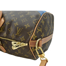 Load image into Gallery viewer, LOUIS VUITTON Speedy 40 Bandouliere Heritage Monogram Canvas Travel Bag Blue Clair
