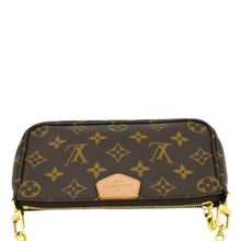 Load image into Gallery viewer, LOUIS VUITTON Multi Pochette Accessoires Monogram Canvas Crossbody Bag Green
