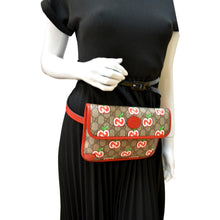 Load image into Gallery viewer, GUCCI Apple Interlocking GG Supreme Canvas Belt Bag Multicolor 625233
