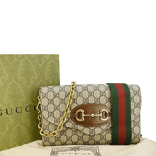 Load image into Gallery viewer, GUCCI Horsebit 1955 Small GG Supreme Canvas Beige Shoulder Bag front look
