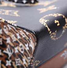 Load image into Gallery viewer, Louis Vuitton Onthego GM Giant Monogram Canvas Tote Bag Black
