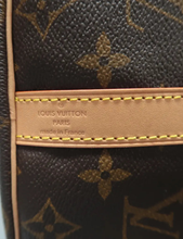 Load image into Gallery viewer, Louis Vuitton Speedy 25 Monogram Canvas Satchel Bag Brown
