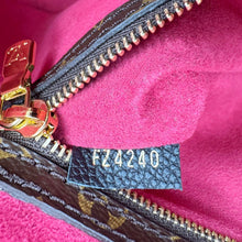 Load image into Gallery viewer, LOUIS VUITTON Neverfull MM Monogram Teddy Shearling Shoulder Bag Black
