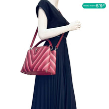 Load image into Gallery viewer, LOUIS VUITTON Capucines PM V Taurillon Leather Shoulder Bag Cerise

