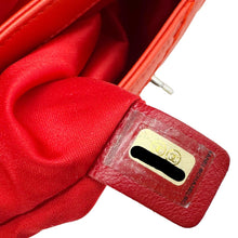 Load image into Gallery viewer, CHANEL Ultimate Stitch Flap Large Quilted Leather Crossbody Bag Red
