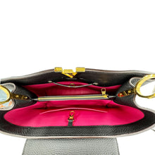 Load image into Gallery viewer, LOUIS VUITTON Capucines MM Taurillon Leather Satchel Bag Black
