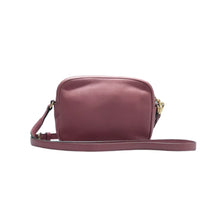 Load image into Gallery viewer, Pre owned Gucci Soho Leather Shoulder Bag Pink back look
