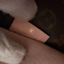Load image into Gallery viewer, LOUIS VUITTON Neonoe MM Monogram Canvas Shoulder Bag Rose Ballerine
