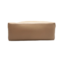 Load image into Gallery viewer, Gucci Soho Leather Shoulder Bag Tan
