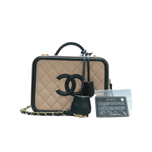 Load image into Gallery viewer, Chanel Vanity Case Filigree CC Caviar Quilted Shoulder Bag Beige/Black
