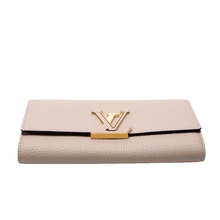 Load image into Gallery viewer, Louis Vuitton Capucines Large Plain Wallet Beige
