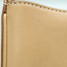 Load image into Gallery viewer, Yves Saint Laurent Leather Shoulder Bag Beige
