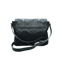 Load image into Gallery viewer, GUCCI Nylon Shoulder Bag Black
