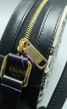 Load image into Gallery viewer, Celine Fabric Shoulder bag Bicolor
