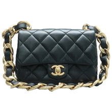 Load image into Gallery viewer, CHANEL Leather Shoulder Bag Black
