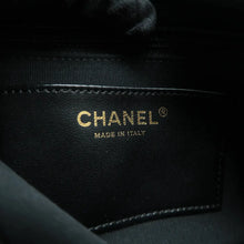 Load image into Gallery viewer, CHANEL Leather Shoulder Bag Black
