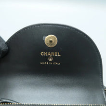 Load image into Gallery viewer, CHANEL Leather Shoulder Bag Black
