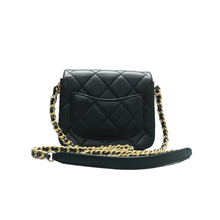 Load image into Gallery viewer, Chanel Leather Shoulder Bag Black
