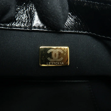 Load image into Gallery viewer, Chanel Leather Shoulder Bag Black
