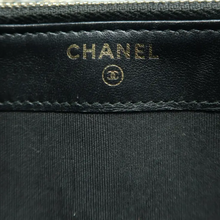 Load image into Gallery viewer, CHANEL Leather Shoulder Bag Black
