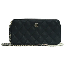 Load image into Gallery viewer, CHANEL Leather Shoulder Bag Black
