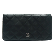 Load image into Gallery viewer, CHANEL Leather Wallet Black
