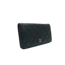 Load image into Gallery viewer, CHANEL Leather Wallet Black
