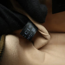Load image into Gallery viewer, GUCCI GG Marmont Leather Shoulder Bag Black
