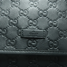 Load image into Gallery viewer, GUCCI Leather Shoulder Bag Black
