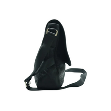 Load image into Gallery viewer, GUCCI Leather Shoulder Bag Black
