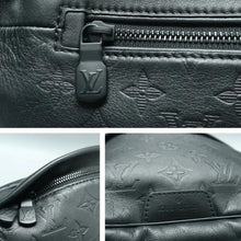 Load image into Gallery viewer, Louis Vuitton Discovery Monogram Leather Belt Bag Black
