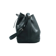 Load image into Gallery viewer, Louis Vuitton Noe EPI Leather Shoulder Bag Black
