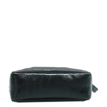 Load image into Gallery viewer, GUCCI Soho Patent Leather Shoulder Bag Black
