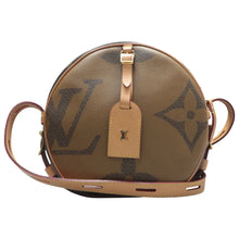 Load image into Gallery viewer, Louis Vuitton Boite chapeau Monogram Canvas Shoulder Bag Brown
