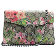 Load image into Gallery viewer, Gucci Blooms Mini Dionysus GG Supreme Monogram Shoulder Bag Beige
