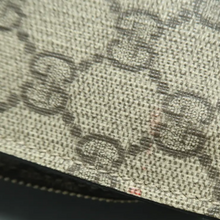Load image into Gallery viewer, GUCCI GG Supreme Canvas Clutch Bag Brown
