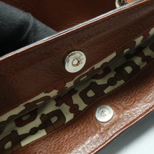 Load image into Gallery viewer, Gucci Signoria Leather Shoulder Bag Brown
