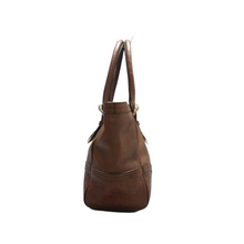 Load image into Gallery viewer, Gucci Signoria Leather Shoulder Bag Brown
